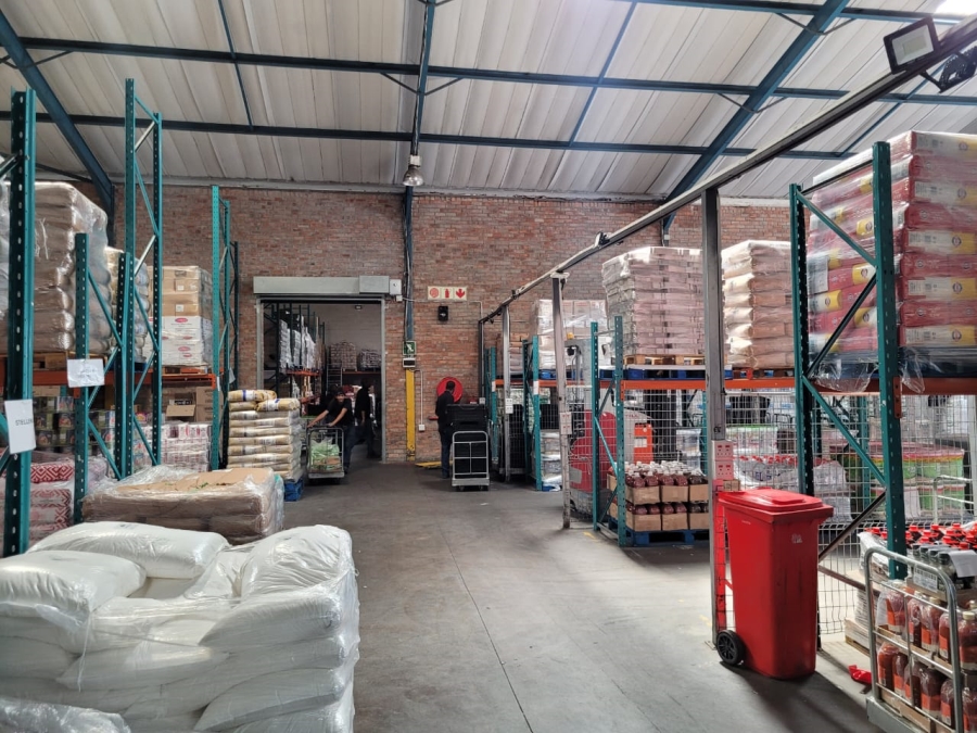 To Let commercial Property for Rent in Killarney Gardens Western Cape